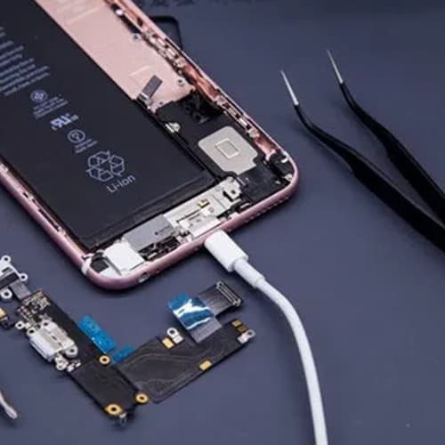 Substituição de conector de carga